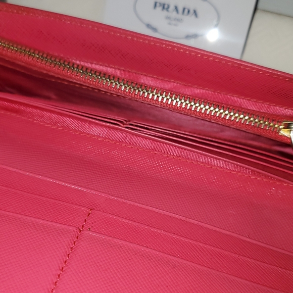 PRADA  Rare Authentic bifold Leather long Wallet - Picture 4 of 16